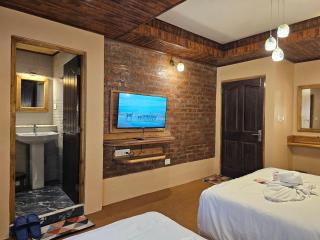 Hotel Golden Orchid - 1