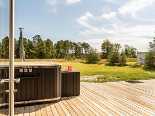 Holiday Home Mads - 700m from the sea by Interhome - 1