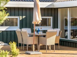 Holiday Home Gundborg - 200m from the sea by Interhome - 3