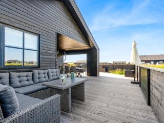 Holiday Home Inola - 1km from the sea by Interhome - 1