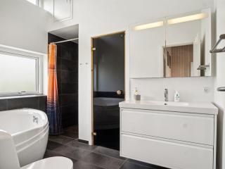 Holiday Home Gloria - 500m from the sea by Interhome - 5