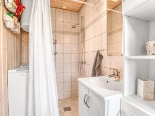 Holiday Home Thorir - 500m from the sea by Interhome - 3