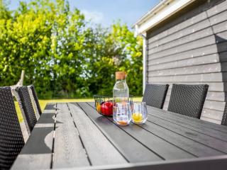 Holiday Home Helmtrud - 700m from the sea by Interhome - 2