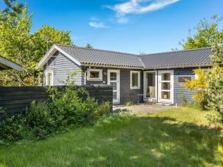 Holiday Home Waltraud - 50m from the sea by Interhome - 5