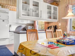 Holiday Home Franzisca - 200m to the inlet by Interhome - 2