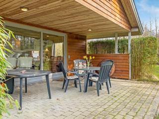 Holiday Home Franzisca - 200m to the inlet by Interhome - 1