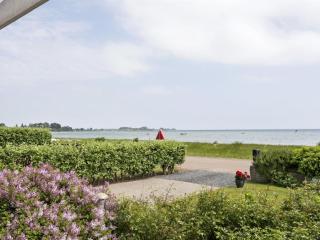 Holiday Home Cornelius - 30m from the sea by Interhome - 2