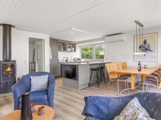 Holiday Home Cornelius - 30m from the sea by Interhome - 8