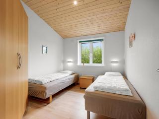 Holiday Home Gertrud - 950m to the inlet by Interhome - 4