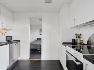 Holiday Home Eweline - 400m from the sea by Interhome - 6