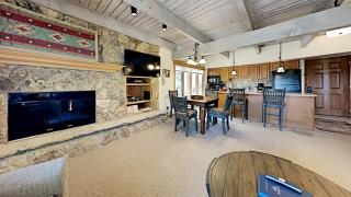 Timberline Condominiums 2 Bedroom Deluxe Unit A2A - 6