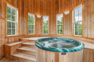 Harlequin Haven in Boulder Junction WI - 7