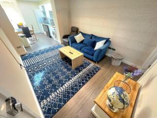 1BR Apt 2min walk from metro & 10min drive Heathrow - Cranford - 9