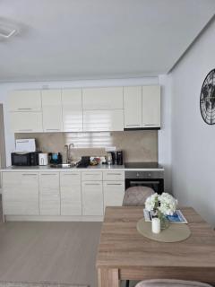 Kolonja Apartmani - 7