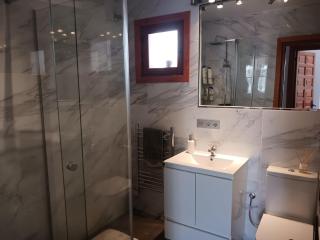 Two Bedroom with Large Terrace and Views in Capistrano, Nerja - 5