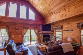 New River Front Log Cabin- 30 Mins to Skiing, Fire Pit, Dogs OK - 7