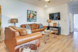 Home with Private Patio 10 Mi to Rio Grande! - 9