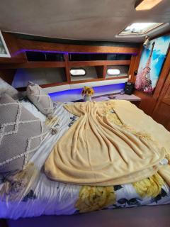 Yacht Rental - Cranston - 9