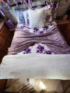 Yacht Rental - Cranston - 1