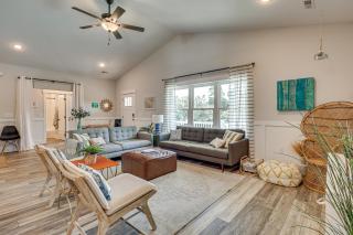 Less Than 1 Mi to Beach Home with Pool in Oak Island! - 4
