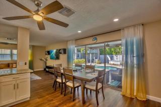Sunny Escape-Heated Pool - 3