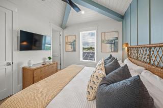 Brand-New Luxury Rental with Pool Spa Rooftop - 6