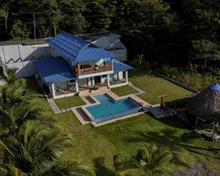 Beachfront Villa with Pool at the Heart of Venao - 6