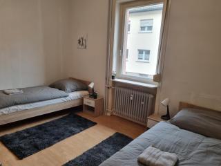 Gemütliches 3 Zimmer Apartment mit Küche - 1