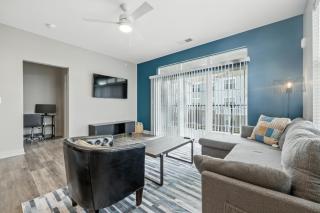 IRIE Living Retreat Kg 2bd Gym Pool Brand New - 1