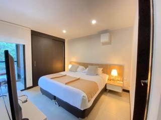 Deluxe Suite with Panoramic View - 0
