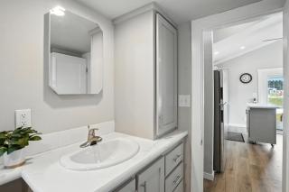Dakota Sky- BRAND NEW 1 BD CABIN - 7
