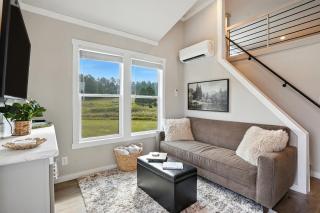 Dakota Sky- BRAND NEW 1 BD CABIN - 9