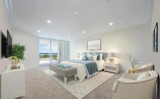 Four Bedroom Oceanfront Unit in Palm Beach - 4