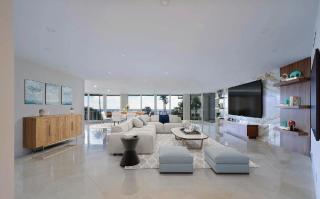 Four Bedroom Oceanfront Unit in Palm Beach - 7