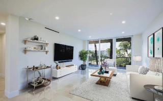 Four Bedroom Oceanfront Unit in Palm Beach - 9