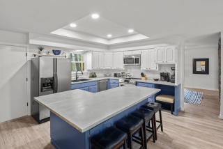 Lakefront Trail-Side Retreat - Sleeps 15 & Pets OK - 1