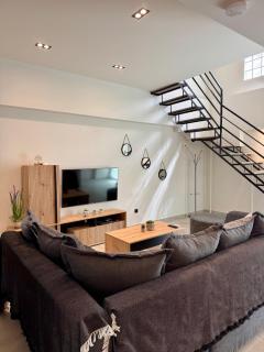 Sunday's Loft - 6