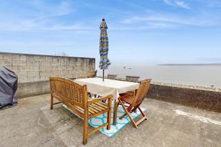 Oceanfront Beauty - 4