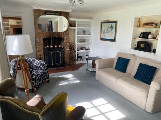 Spacious 6-Bed Countryside Home Surrounded by Nature - 7