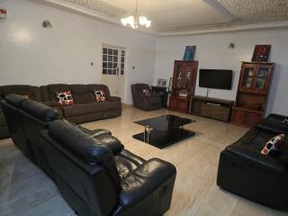 3 bedroom fully furnished bnb - 1