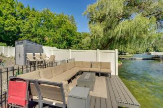 Waterfront Deck with Fire Pit Lake Spokane Gem! - 8