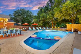 Resort Style Backyard Pool Pickleball Court - 0
