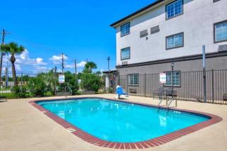 Oyo Townhouse Sulphur,LA Extended Stay I-10 - 5