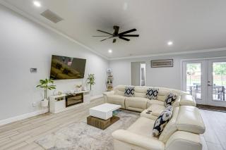 Private Pool and Fire Pit Home in West Palm Beach! - 6