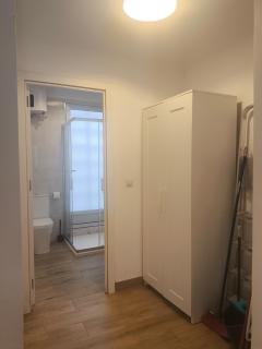 Central Cozy Ground Floor Studio - 1