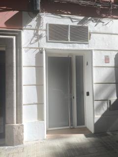 Central Cozy Ground Floor Studio - 2