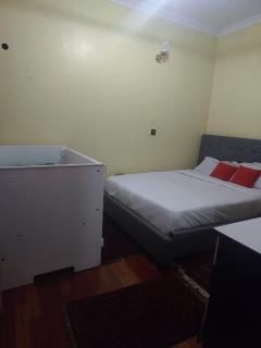 Yukis & Kukis Place 5 Bedrooms - 5