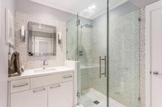 Sunset Strip 5 Star Location w Pool Jacuzzi Cabana BBQ - 3