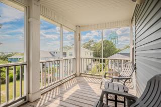 Southern Charm by Oak Island Accommodations - 2