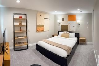 Husky Haven - Seattle - 1